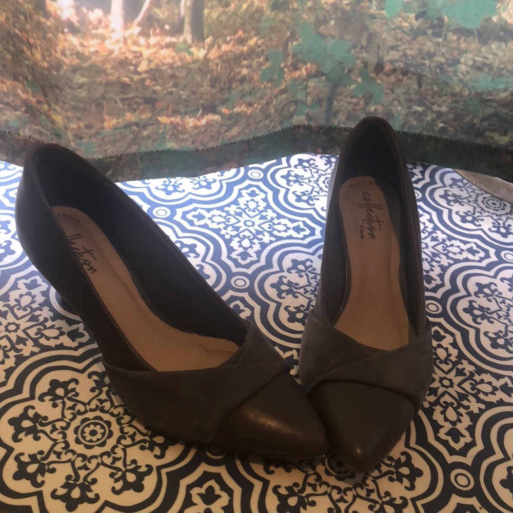 Clarks. Linvale Vena grey pump.